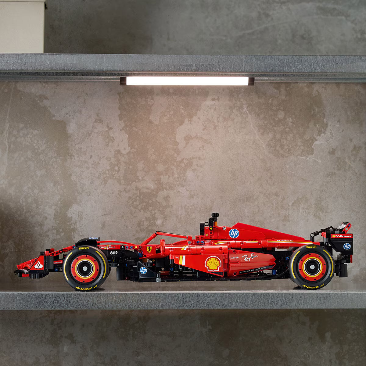 LEGO Technic Ferrari SF-24 F1 Car - Model 42207 (18+ Years)