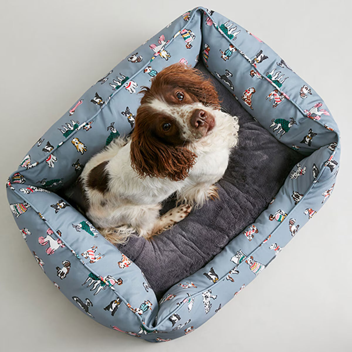 Joules Medium Pet Bed 69Cm X 52Cm X 25Cm - Nonynana