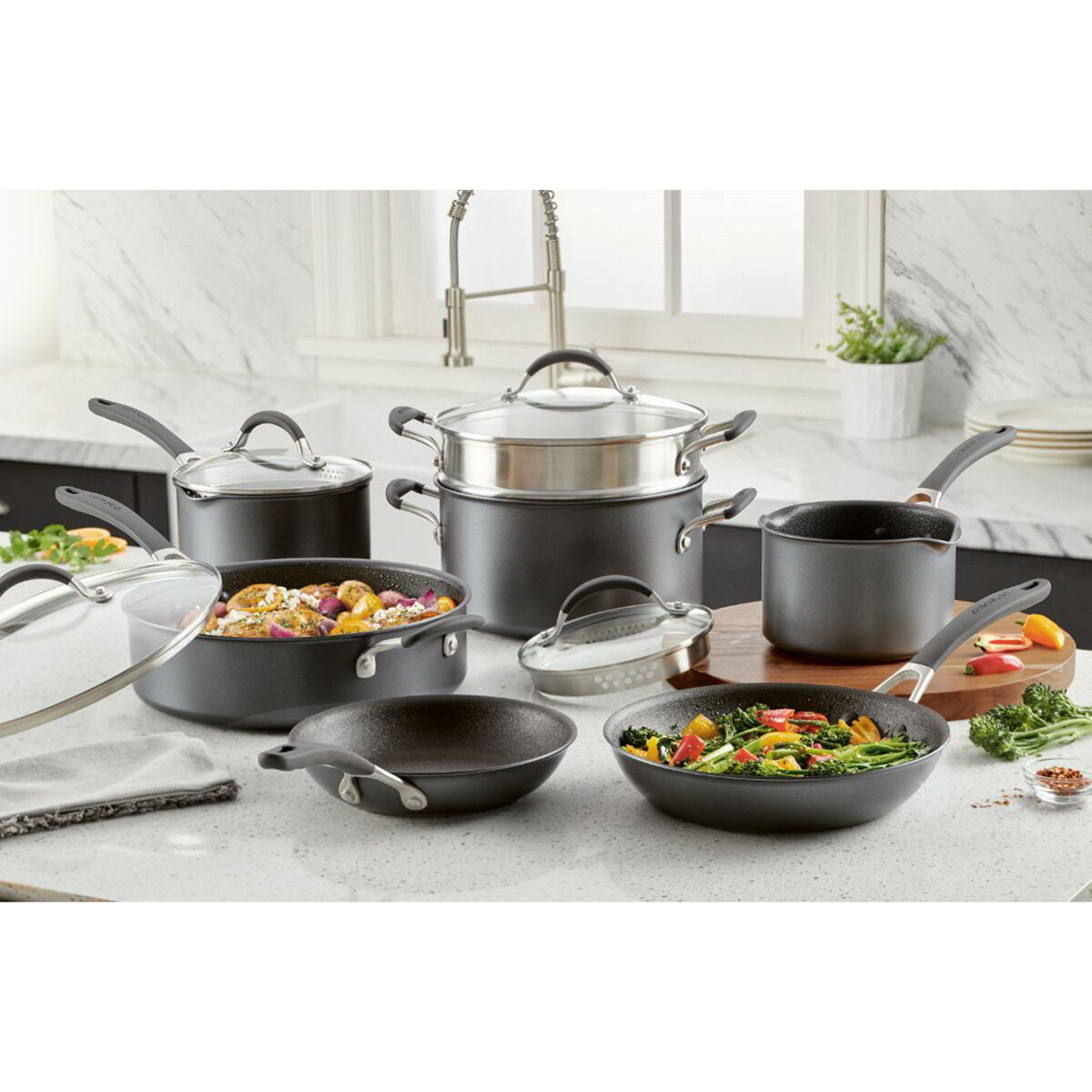 Buy now from NonynanaEssential  Circulon Scratchdefense™ Cookware Set, 11 Piece Circulon