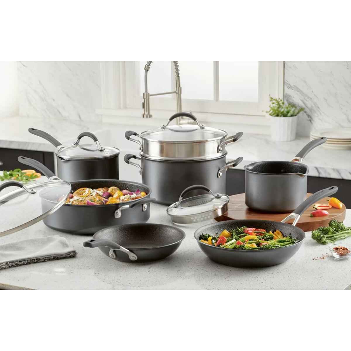 Circulon Scratchdefense™ Cookware Set, 11 Piece - Nonynana