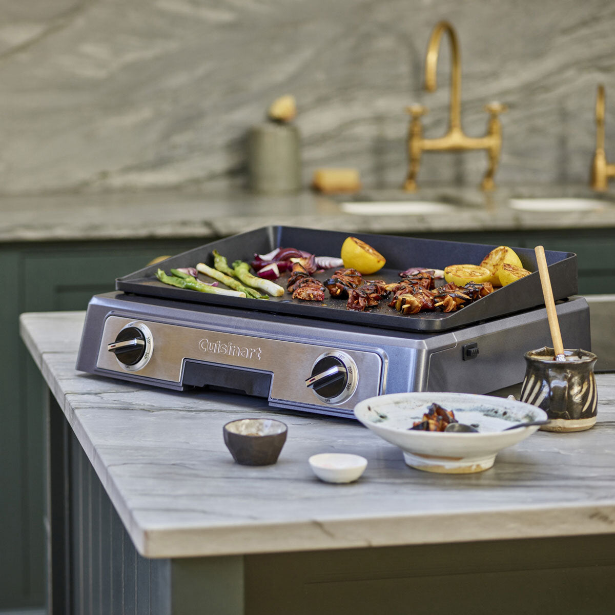 Buy now from NonynanaEssential  Cuisinart Entertaining Grill in Midnight Grey, PL60U Cuisinart